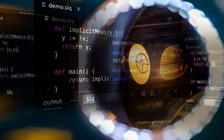 淄博 ,php声明和调用变量的符号是什么？